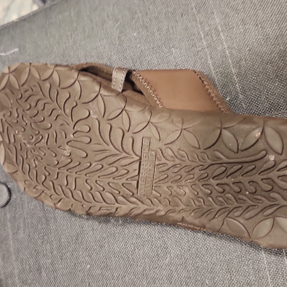 Merrell $50 - Picture 3 of 4
